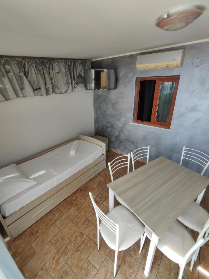 Sicily Travel Apartment'S 4 Giardini Naxos Εξωτερικό φωτογραφία