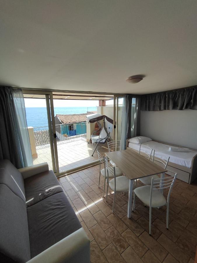 Sicily Travel Apartment'S 4 Giardini Naxos Εξωτερικό φωτογραφία