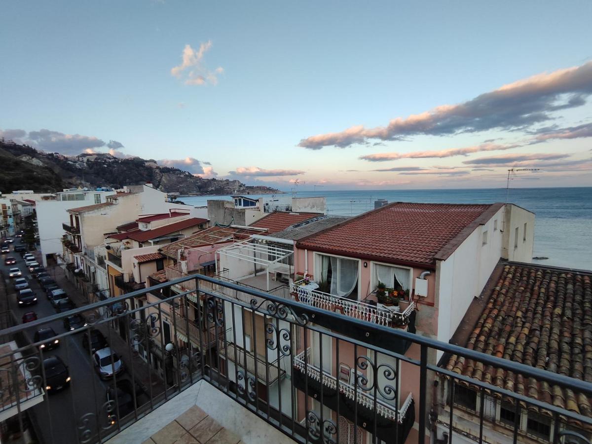 Sicily Travel Apartment'S 4 Giardini Naxos Εξωτερικό φωτογραφία